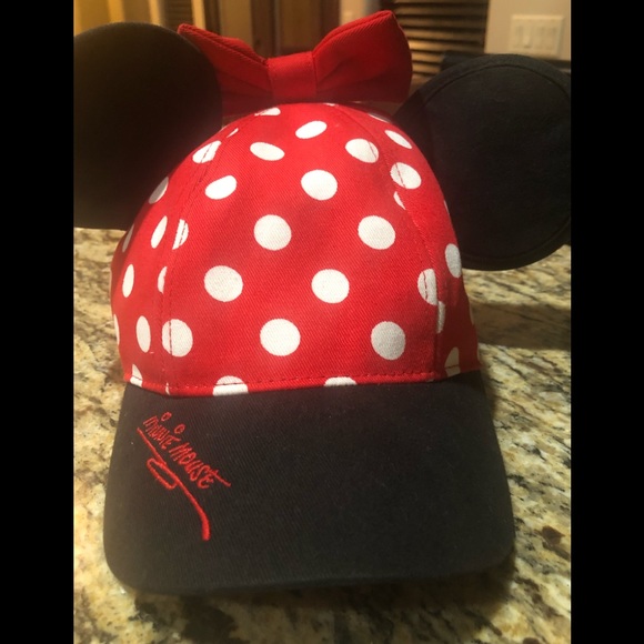 Disneyland Minnie Mouse - Picture 2 of 6